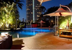 Marriott Gold Coast poolside